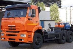 Шасси КАМАЗ 6520-3072-53